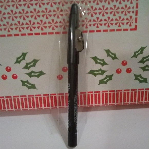 *LIPSTICK LINER LASHES 8-PC MAKEUP KIT & BAG, NIB - Picture 5 of 11